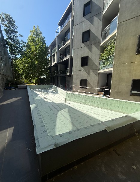 Richmond Apartment Planter Boxes